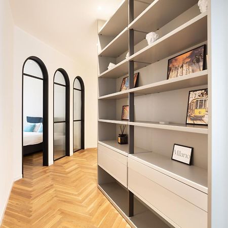 Cool And Big Central Apartment Duomo - White Milan Bagian luar foto