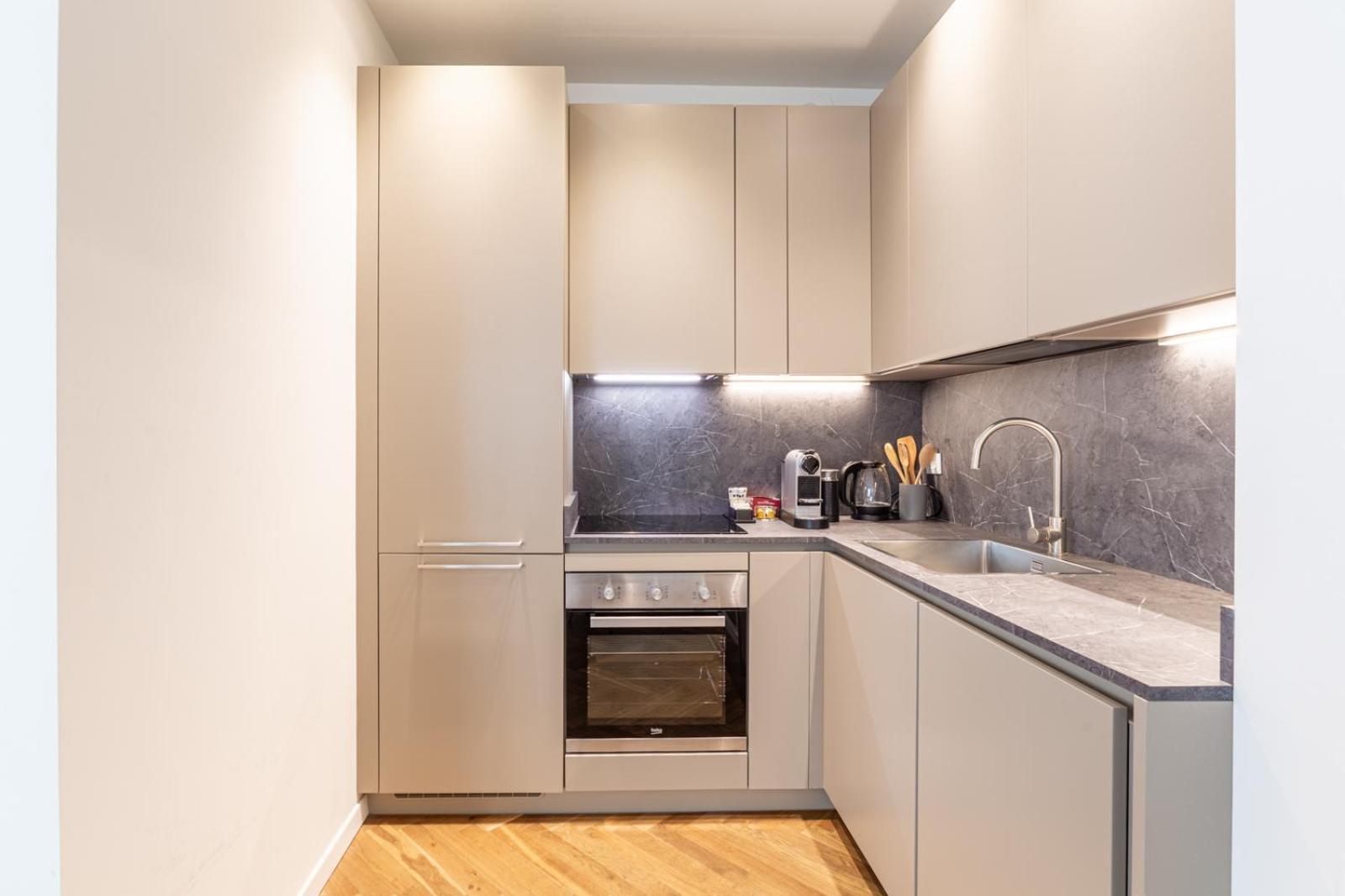 Cool And Big Central Apartment Duomo - White Milan Bagian luar foto