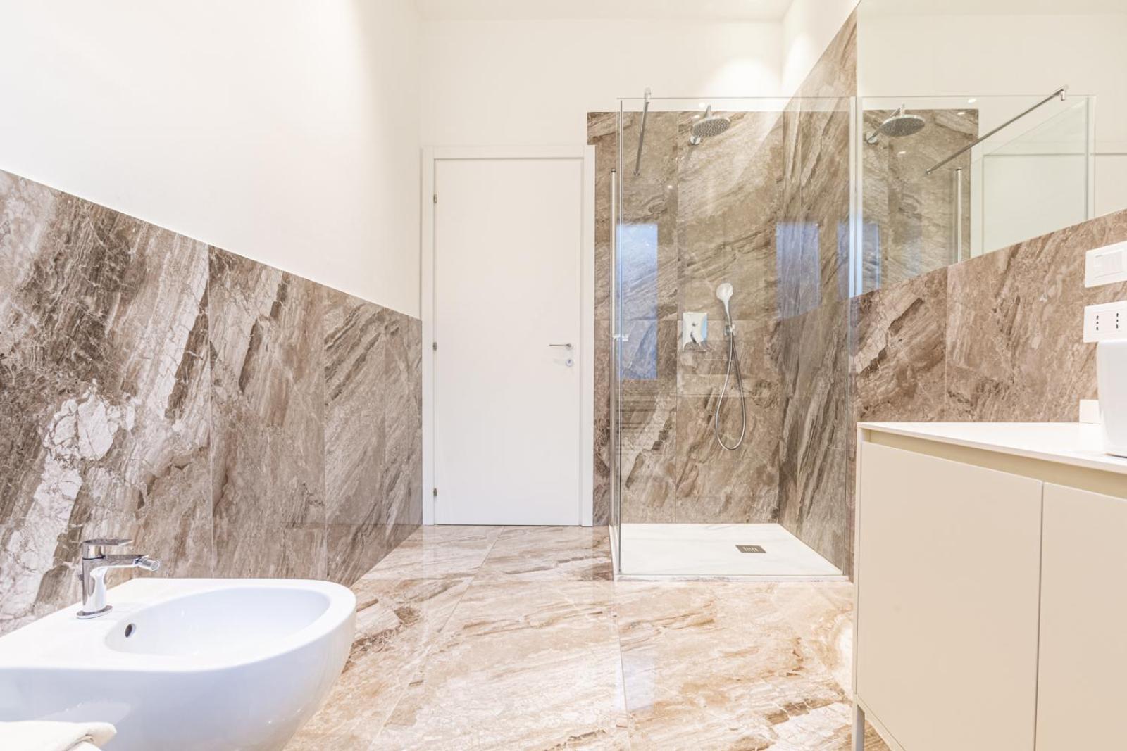 Cool And Big Central Apartment Duomo - White Milan Bagian luar foto