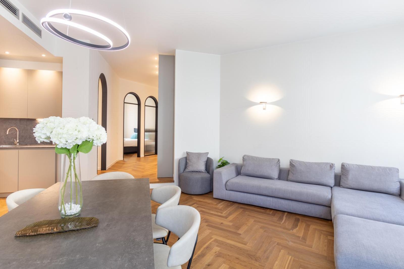 Cool And Big Central Apartment Duomo - White Milan Bagian luar foto